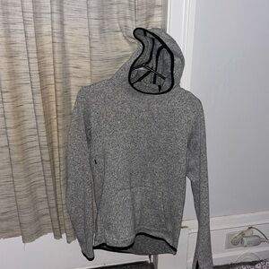 Nike therma fit hooded sweatshirt